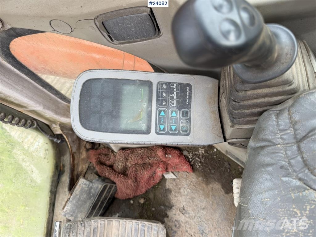 Daewoo SL220LC-V Excavator with Tooth Bucket Εκσκαφείς με ερπύστριες