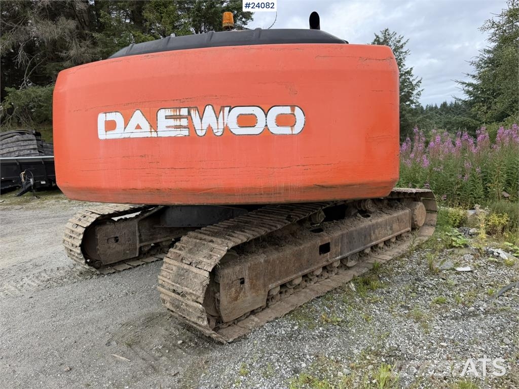 Daewoo SL220LC-V Excavator with Tooth Bucket Εκσκαφείς με ερπύστριες