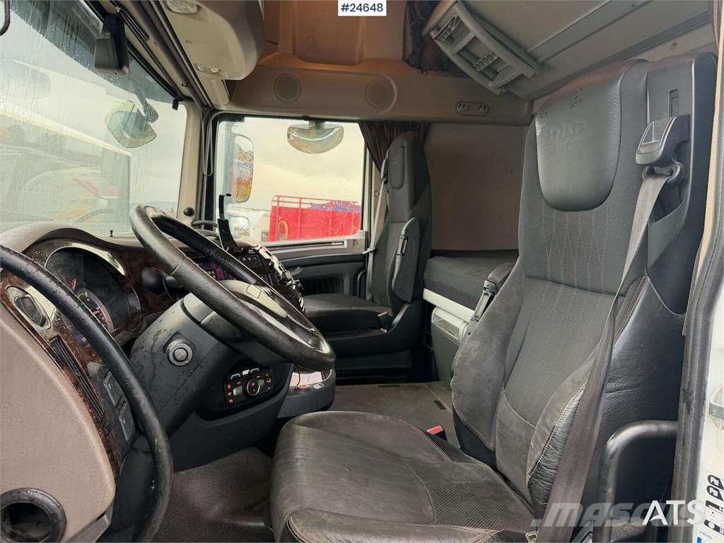 DAF XF 530 6x2 tractor unit. WATCH VIDEO Trekkvogner