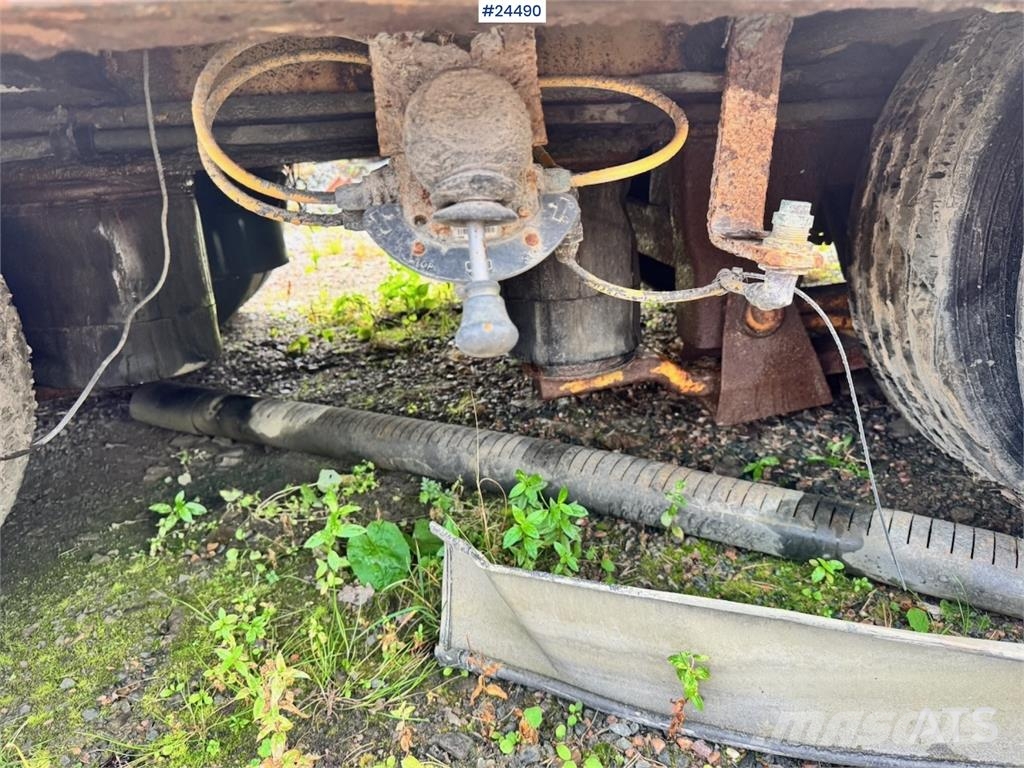 Damm 4-Axle Machinery Trailer with Hydraulic Ramps Maskinhenger