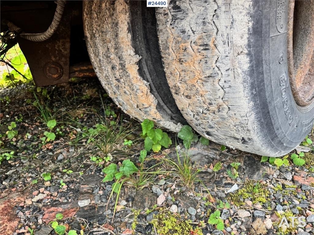 Damm 4-Axle Machinery Trailer with Hydraulic Ramps Maskinhenger