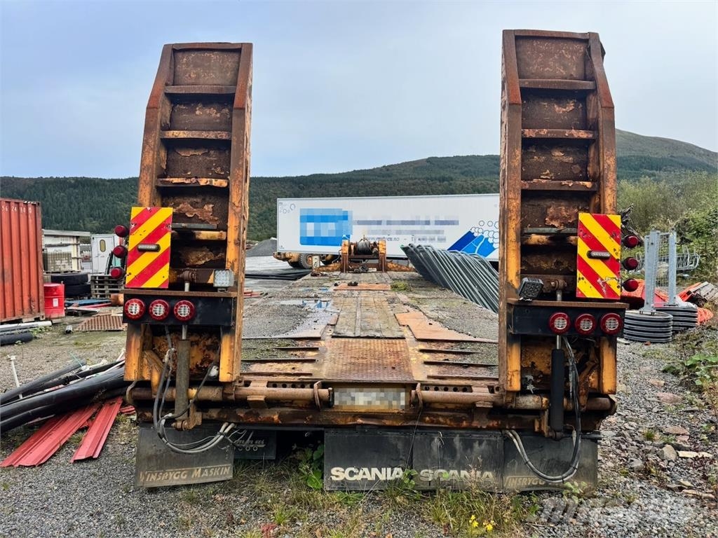 Damm 4-Axle Machinery Trailer with Hydraulic Ramps Maskinhenger