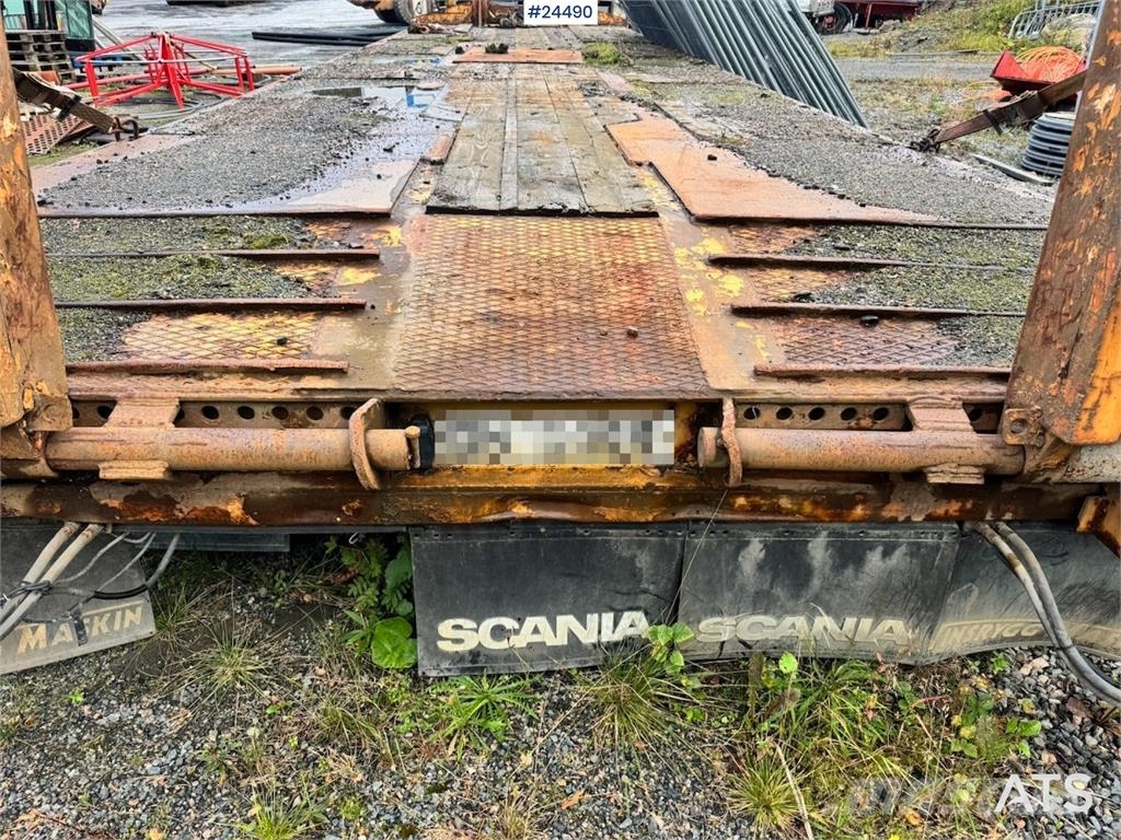 Damm 4-Axle Machinery Trailer with Hydraulic Ramps Maskinhenger