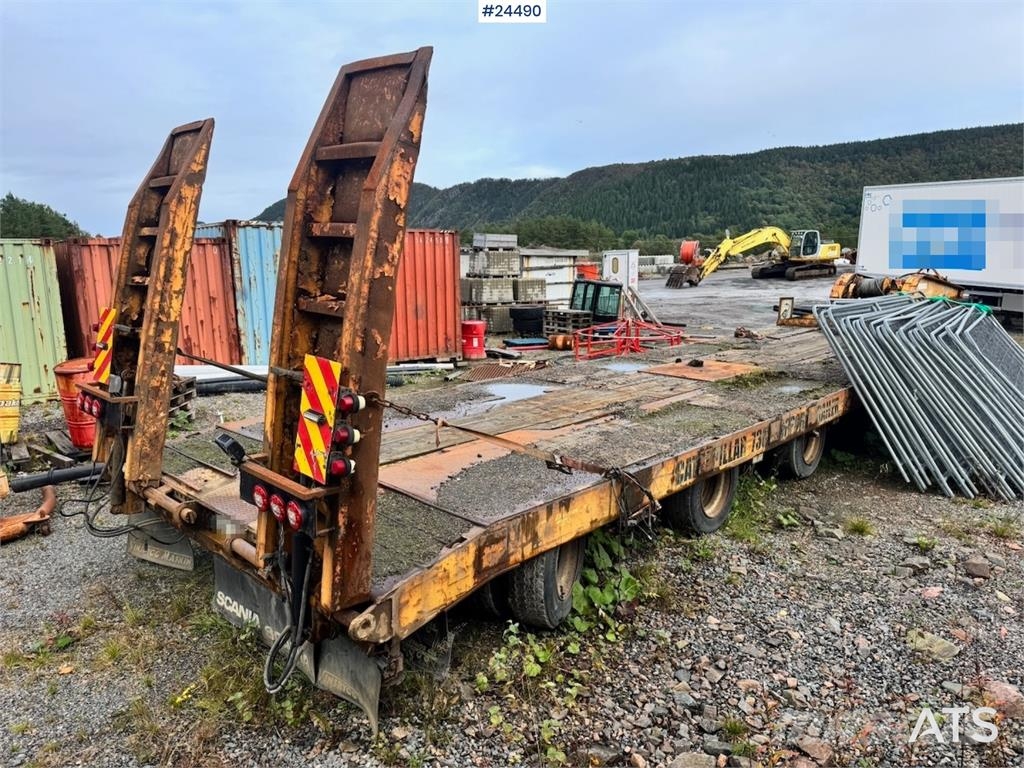 Damm 4-Axle Machinery Trailer with Hydraulic Ramps Maskinhenger
