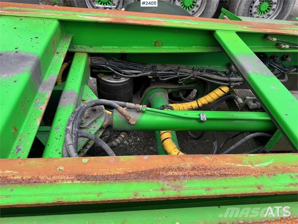 Damm Hook Trailer with Tipper مقطورات لوادر