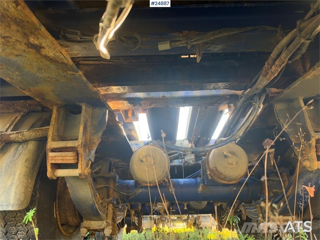 Damm machinery trailer with hydraulic ramps – Delivered Remorque surbaissée