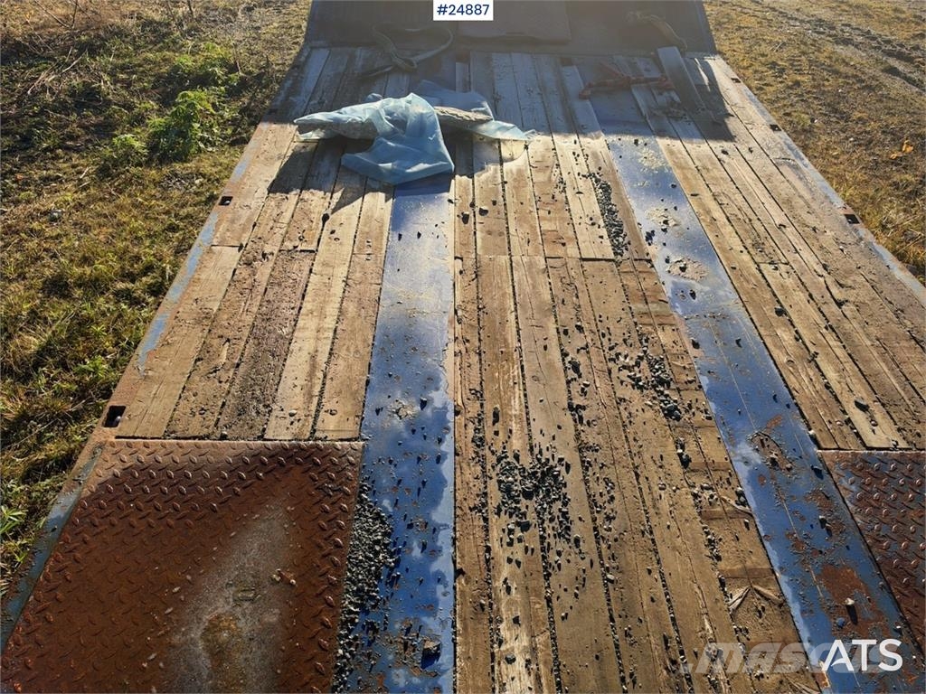 Damm machinery trailer with hydraulic ramps – Delivered Remorque surbaissée