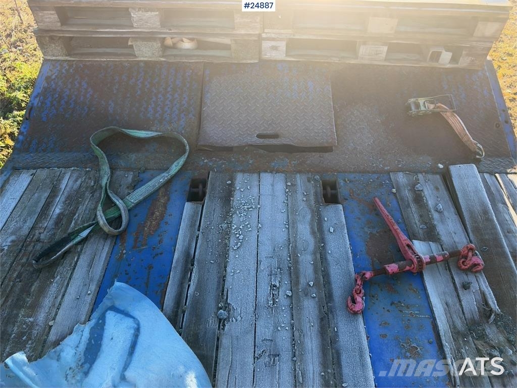 Damm machinery trailer with hydraulic ramps – Delivered Remorque surbaissée