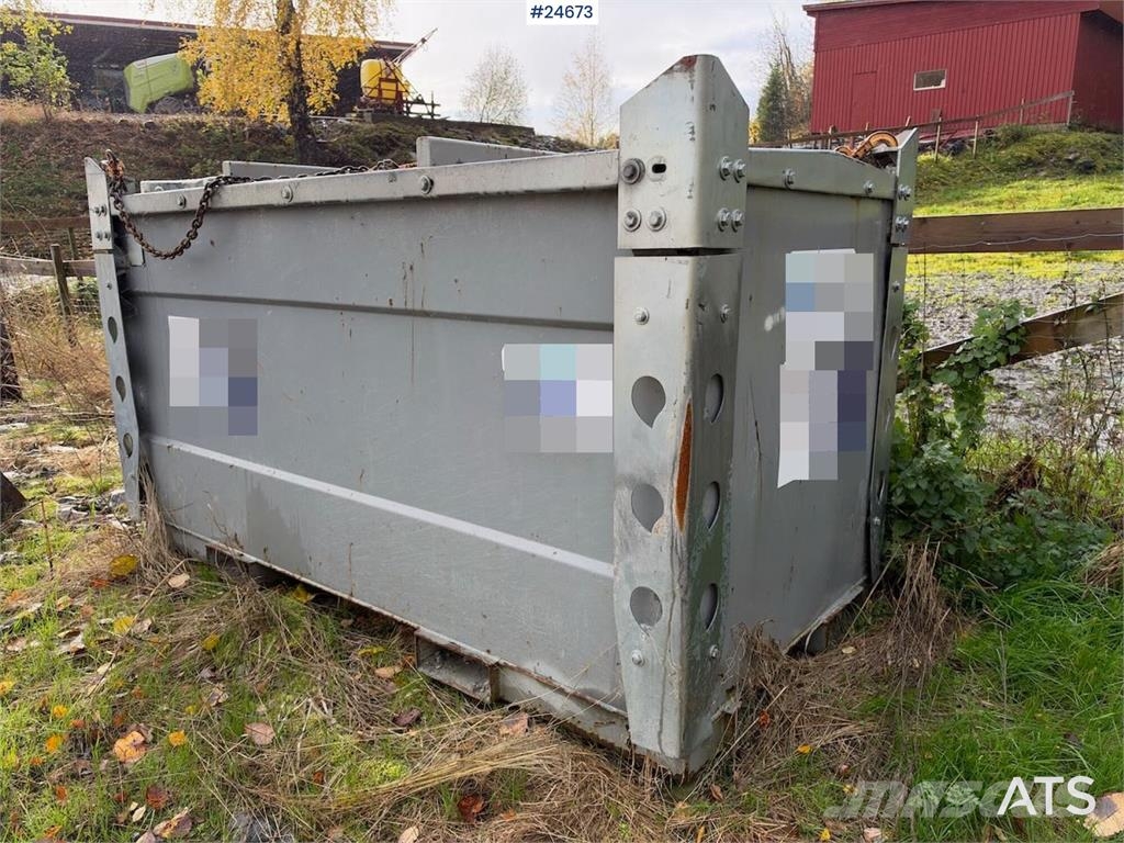  Dieseltank med pumpe Баки