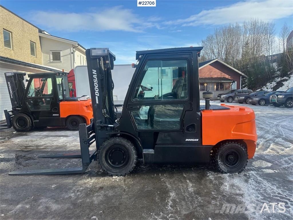 Doosan D55C-5 forklift 5.5 tons w/ 4.5 meter lift height Heftrucks overige