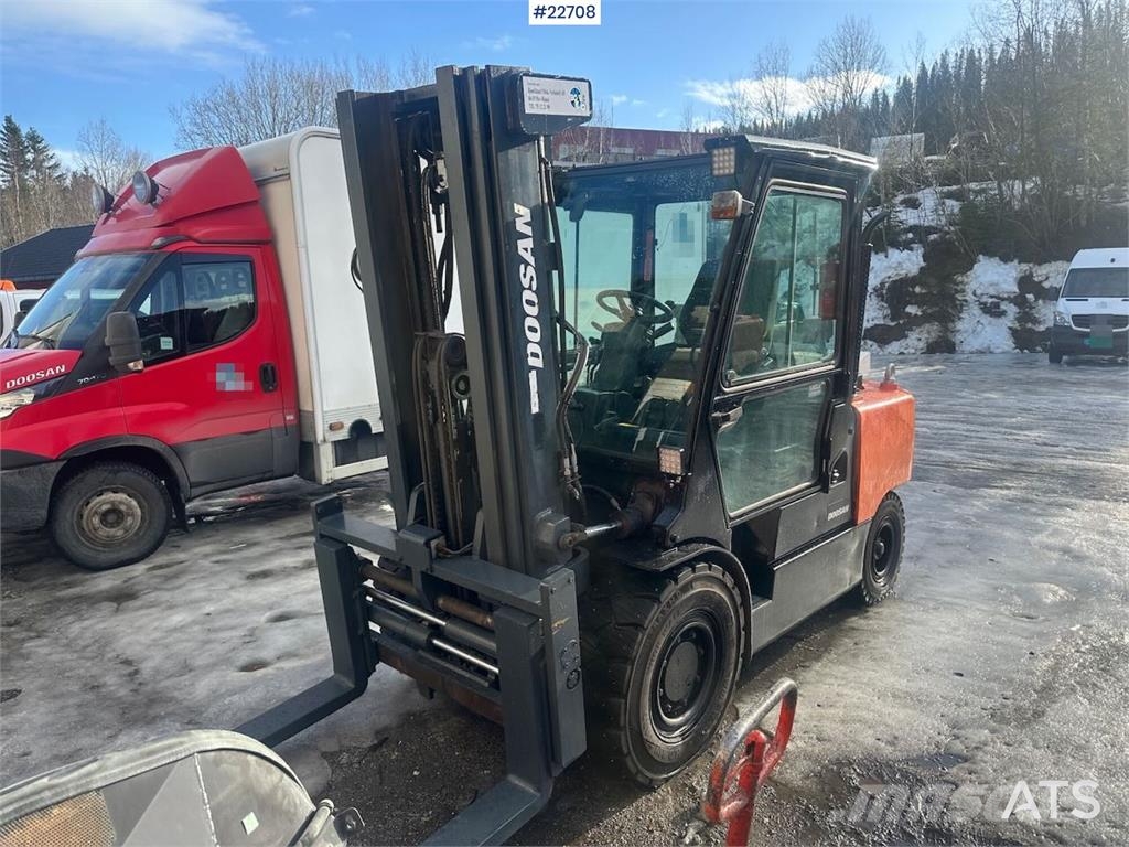 Doosan D55SC-7 truck w/ Deluxe cabin Heftrucks overige