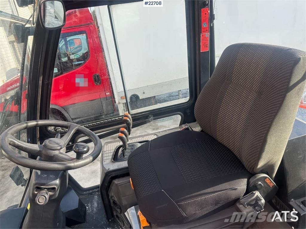 Doosan D55SC-7 truck w/ Deluxe cabin Heftrucks overige