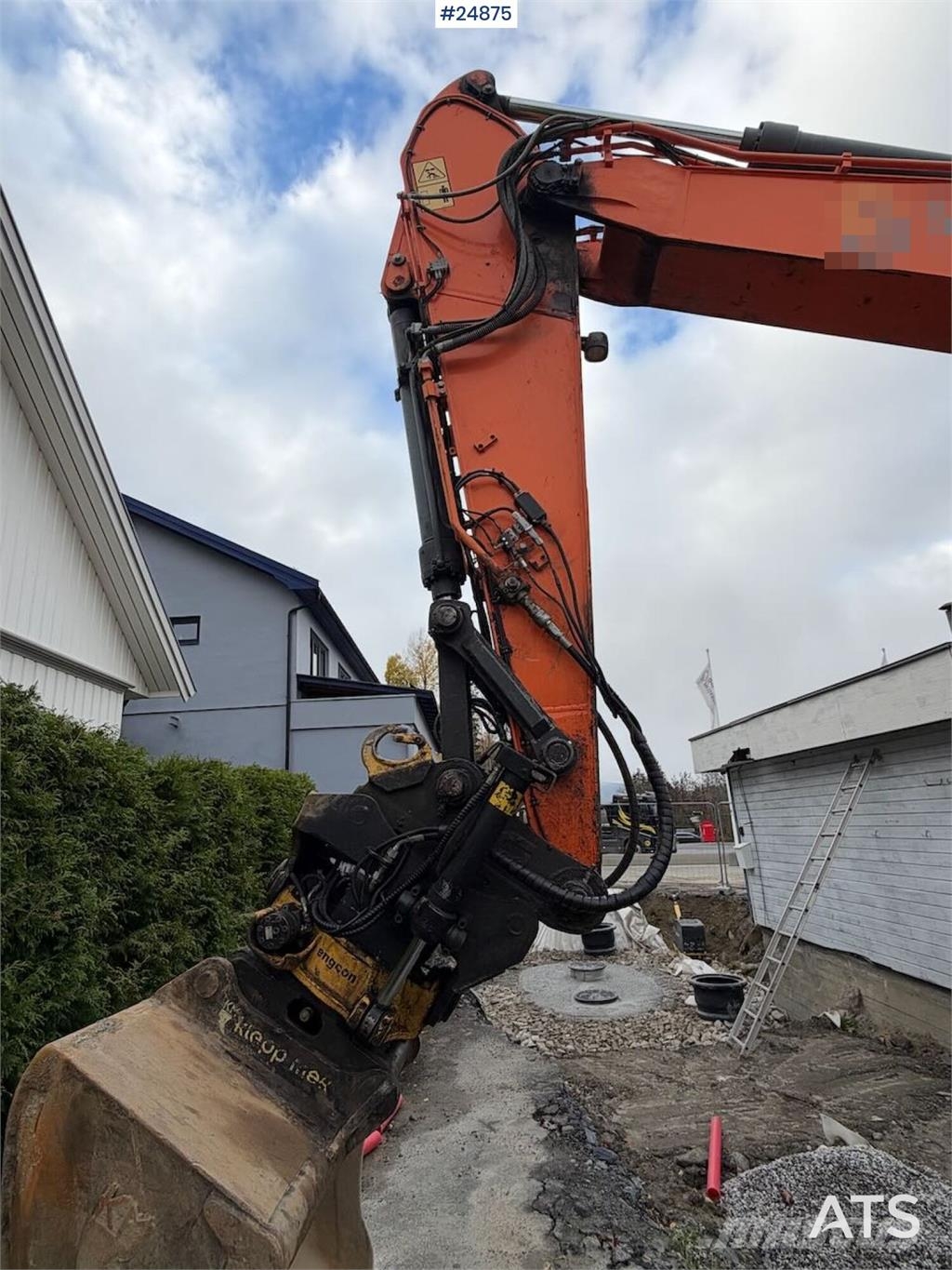 Doosan DX235LCR-5 Crawler Excavator – Tiltrotator, 2 Buck Pelle sur chenilles