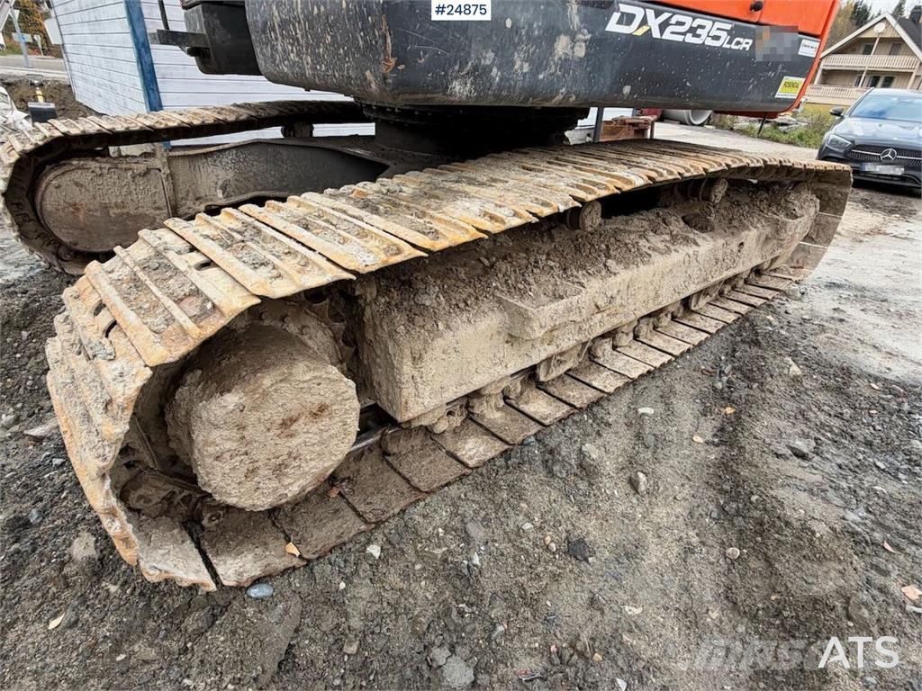 Doosan DX235LCR-5 Crawler Excavator – Tiltrotator, 2 Buck Pelle sur chenilles