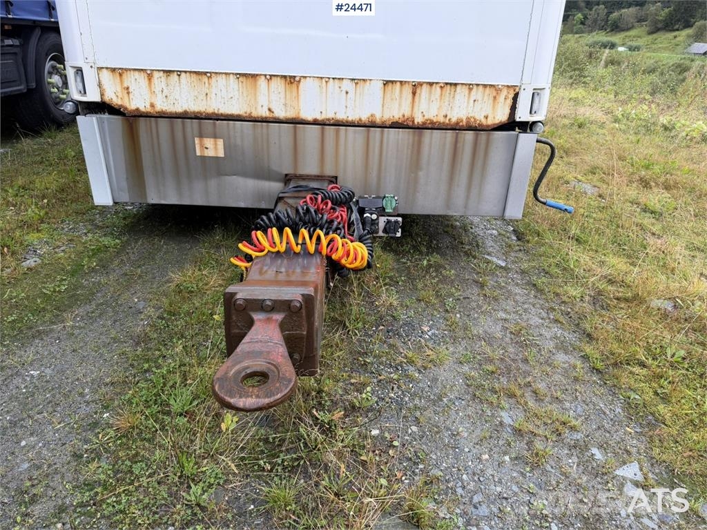 Ekeri Box Trailer with Full Side Opening and 2-Ton Tail Skåpsläp
