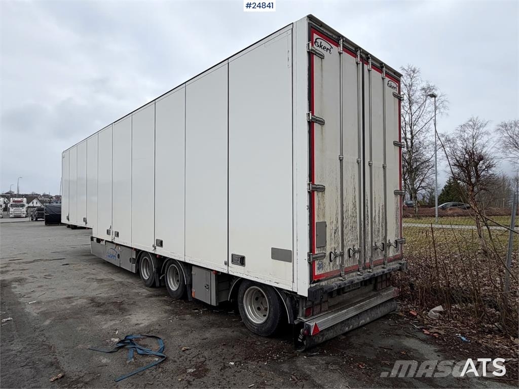 Ekeri Jumbo semi with a new refrigeration unit and full  Remolques de caja de lona