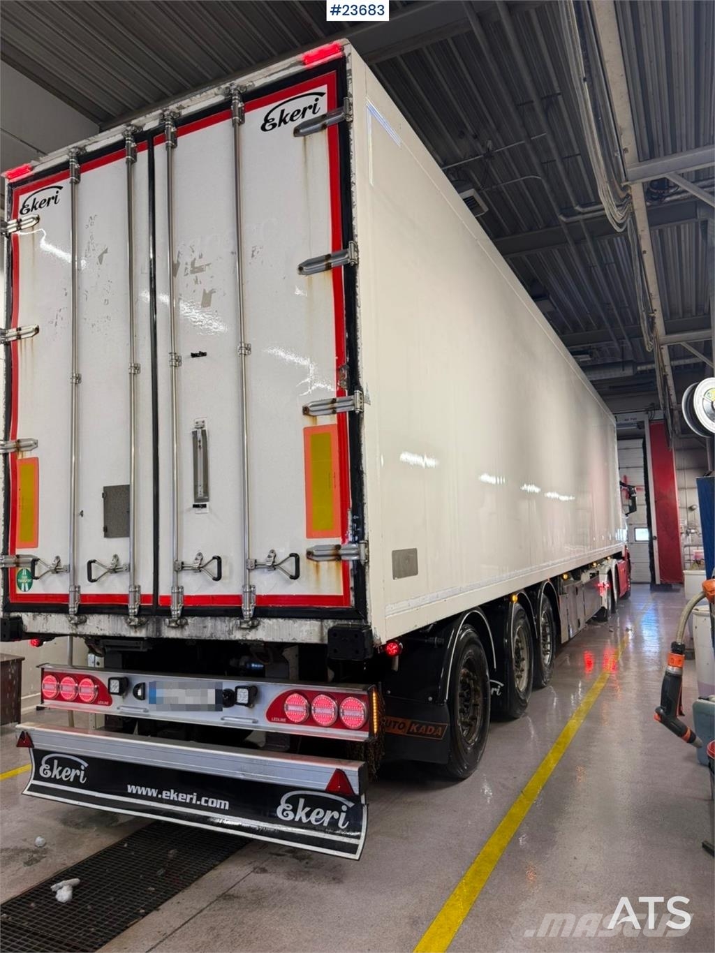 Ekeri T3-K 3 axle closed semi trailer w/ full side openi Tents