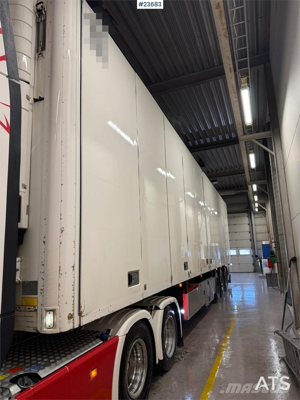Ekeri T3-K 3 axle closed semi trailer w/ full side openi Tents