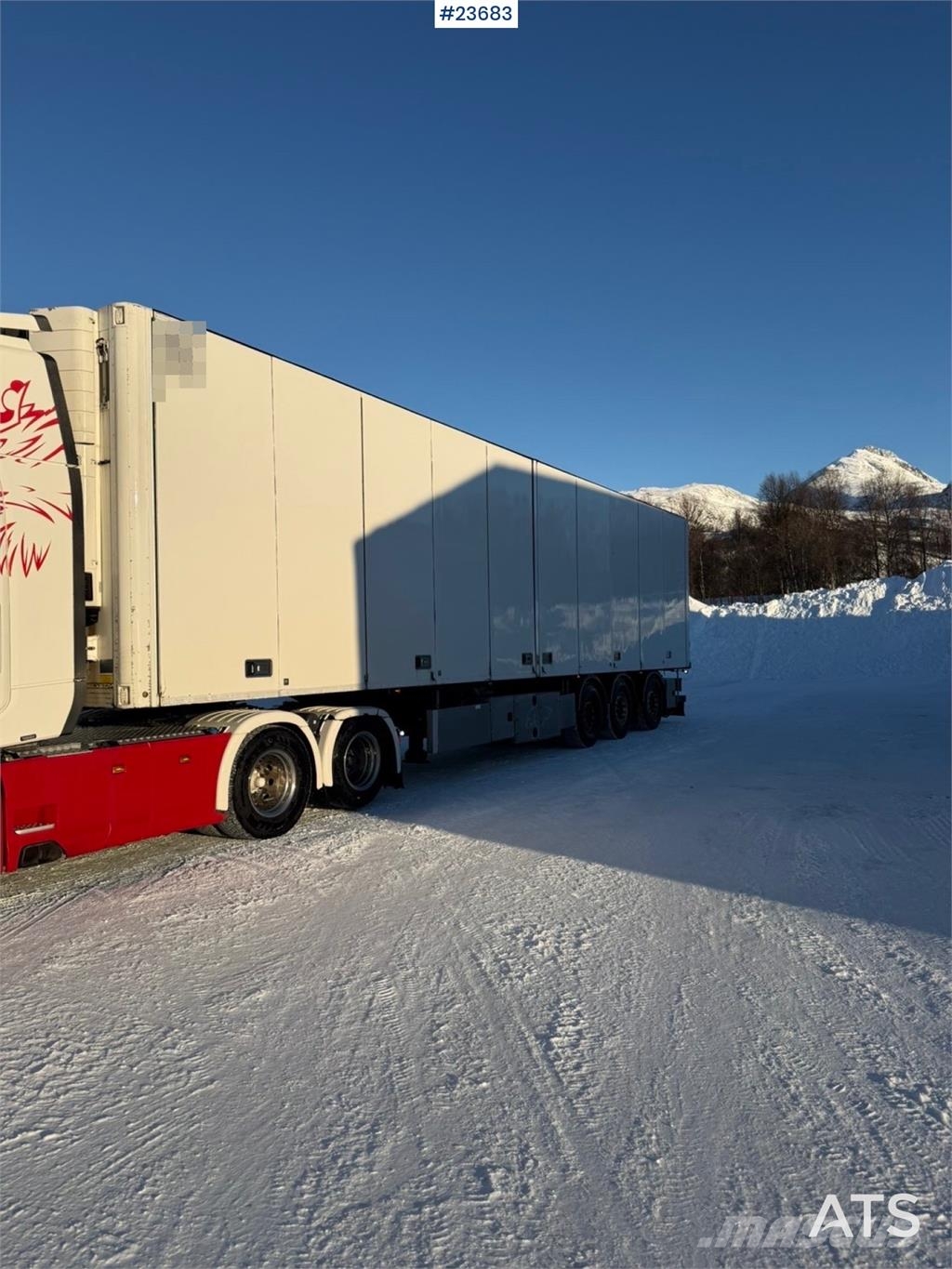 Ekeri T3-K 3 axle closed semi trailer w/ full side openi Tents