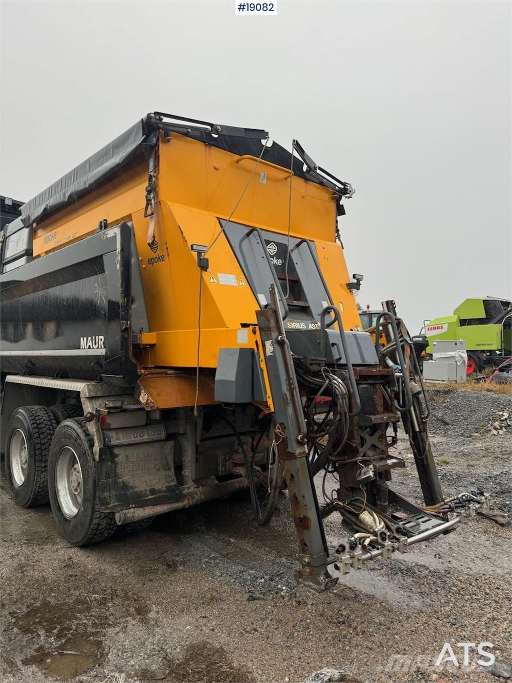 Epoke SH4902 combined sand and sheet spreader Transports- Citi