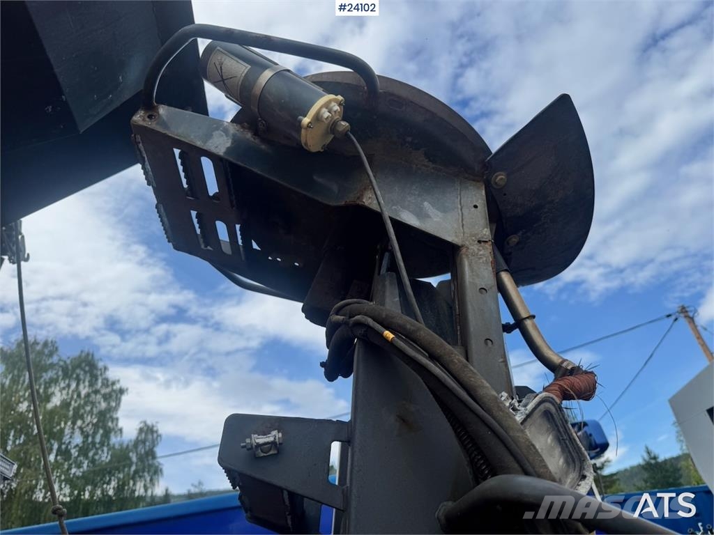 Epoke SH4902 Salt Spreader Transportation - Others