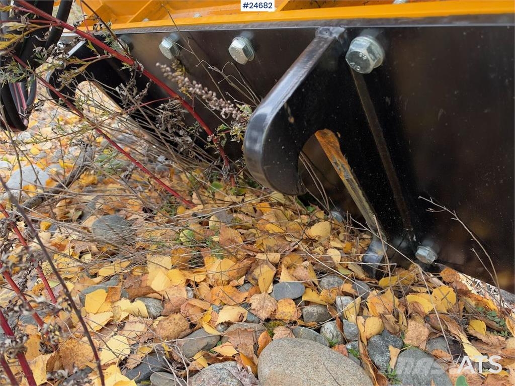 Femac DF6 Verge mower Häcksaxar