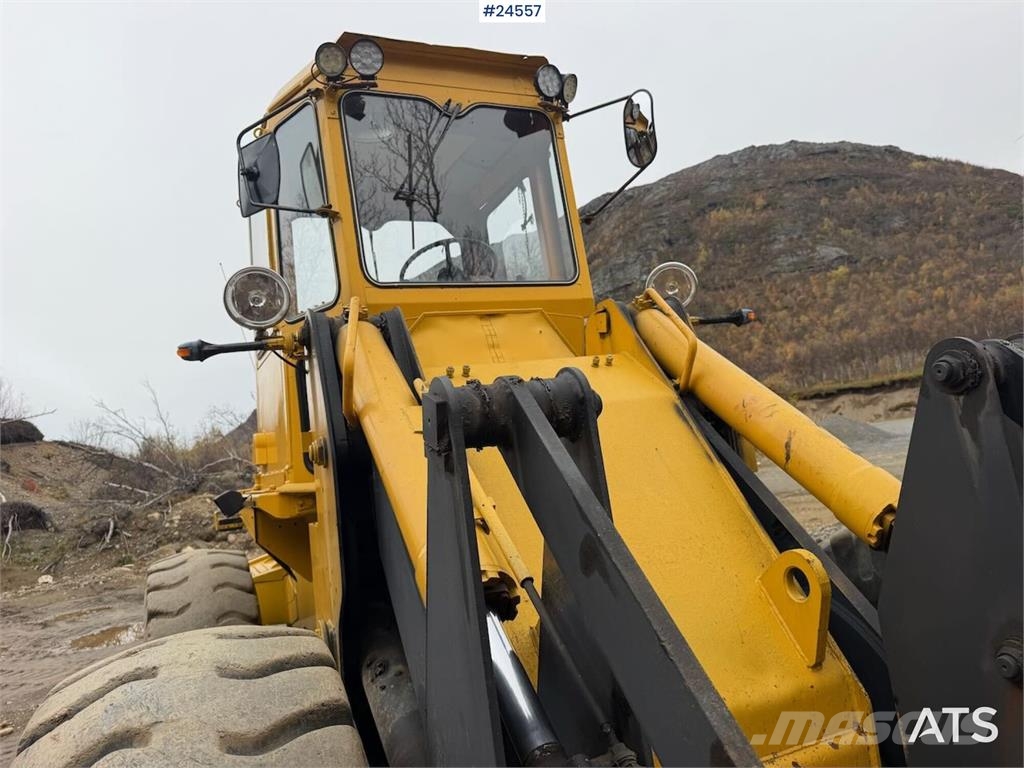 Fiat Allis 645-B Iekrāvēji uz riteņiem