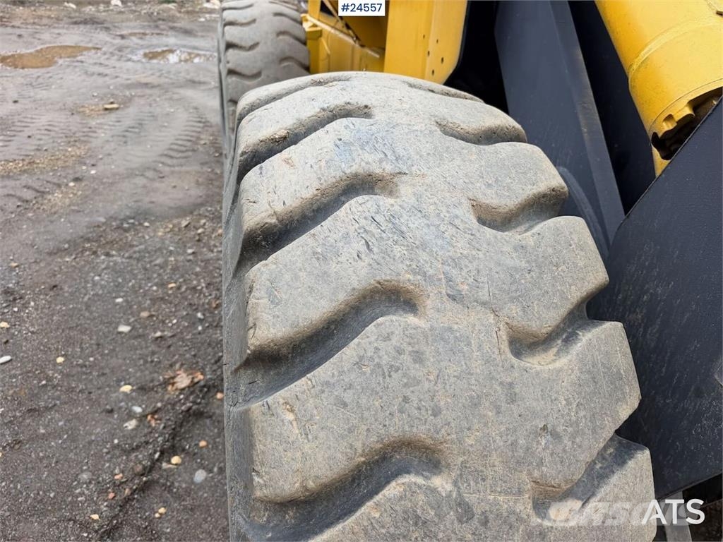 Fiat Allis 645-B Iekrāvēji uz riteņiem