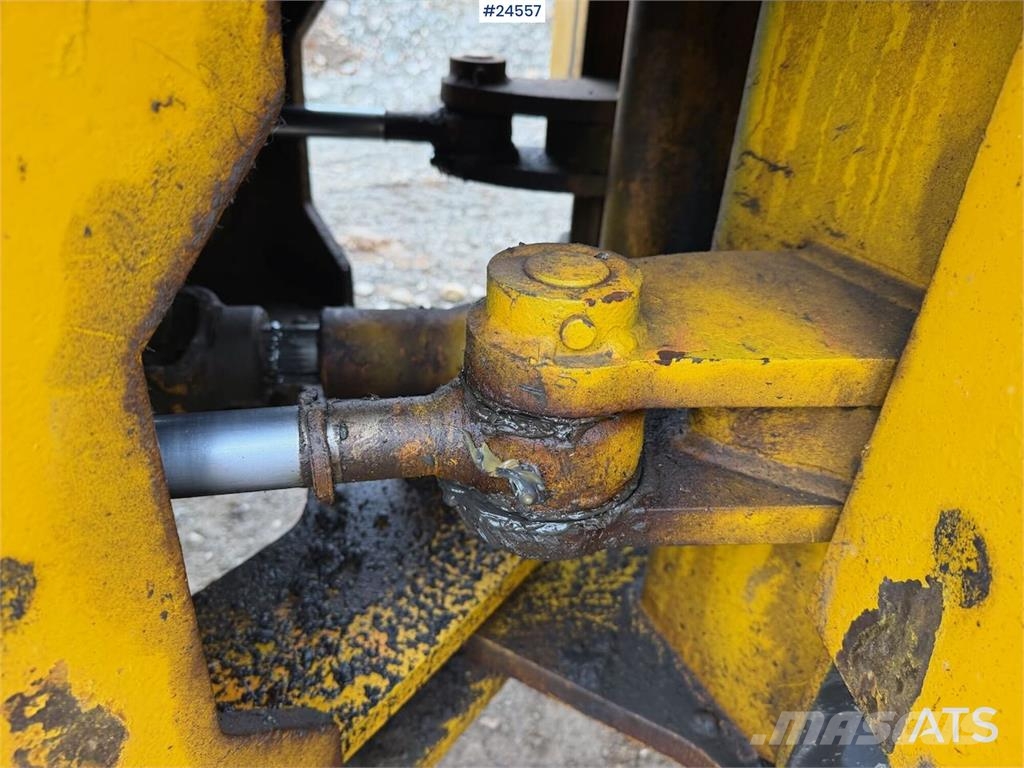 Fiat Allis 645-B Iekrāvēji uz riteņiem