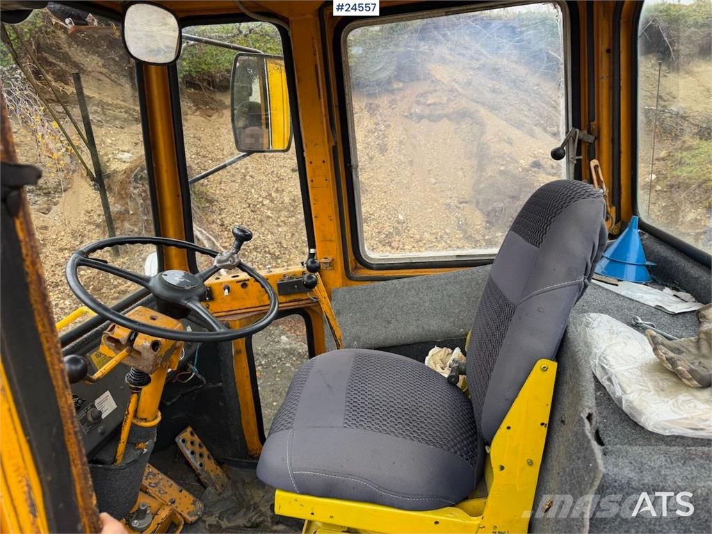 Fiat Allis 645-B Iekrāvēji uz riteņiem