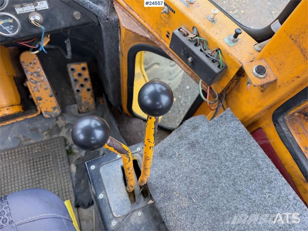 Fiat Allis 645-B Iekrāvēji uz riteņiem