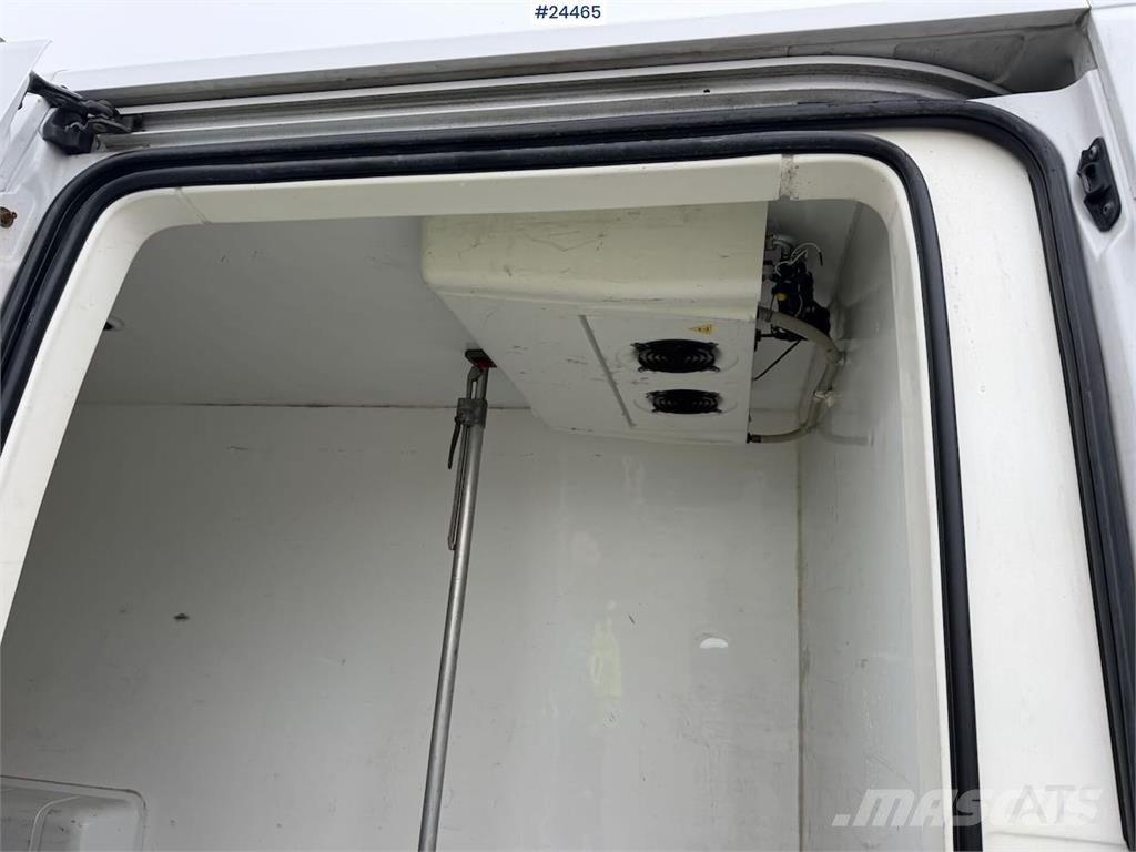 Fiat Ducato 4x2 refrigerated/frozen vehicle with engine شاحنة مقفلة