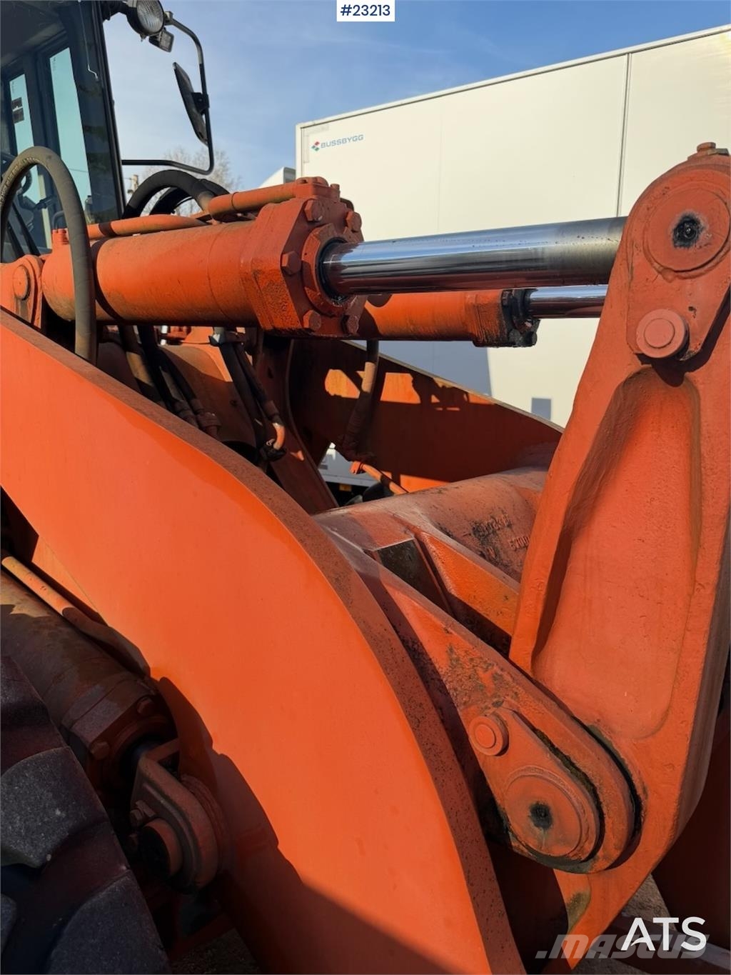 Fiat-Hitachi wheel loader with bucket Wielladers