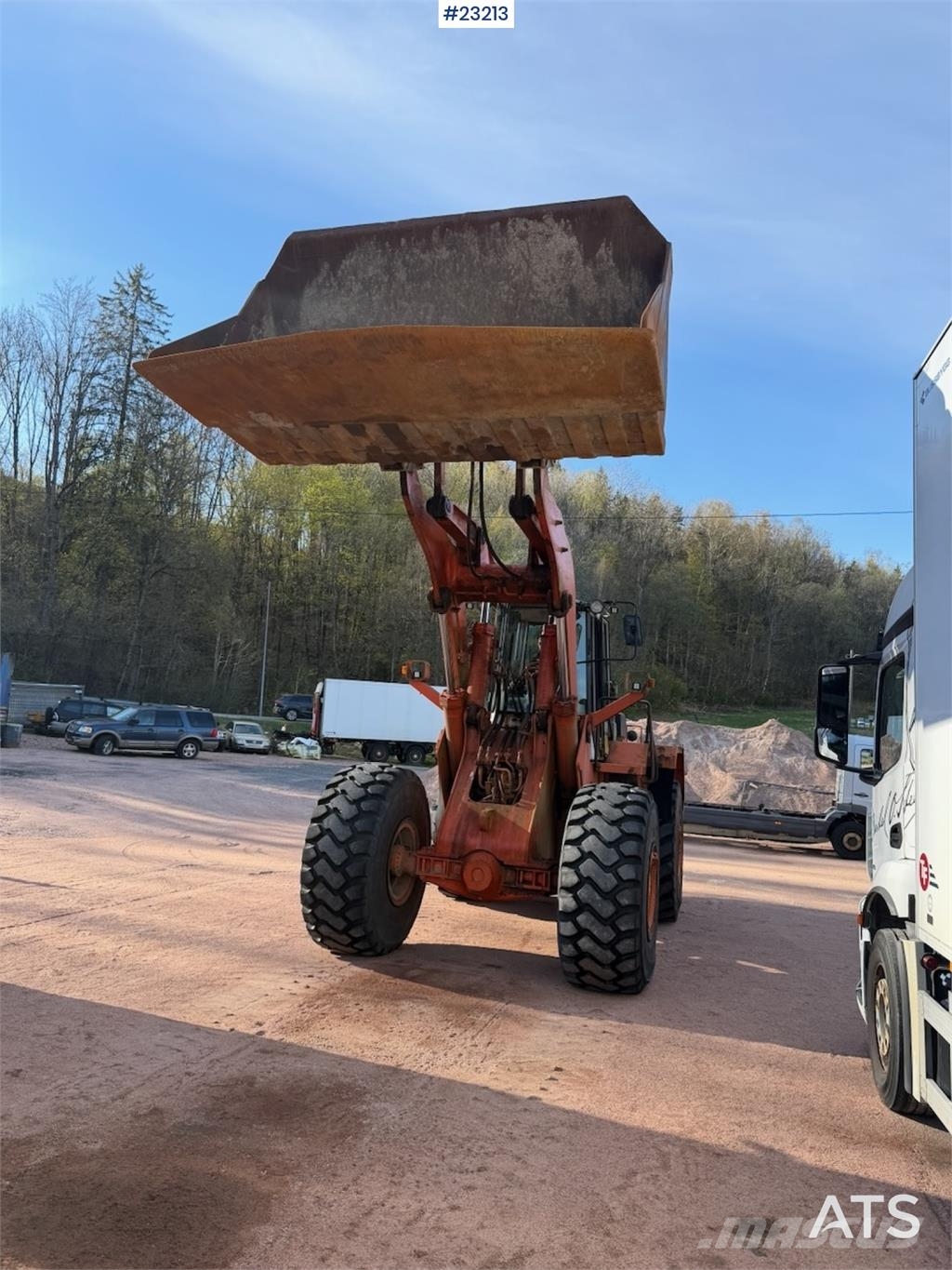 Fiat-Hitachi wheel loader with bucket Wielladers