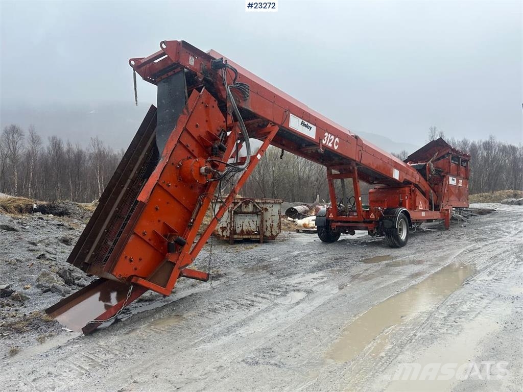 Finlay 312 C screener w/ tiller and small timer Sõelad