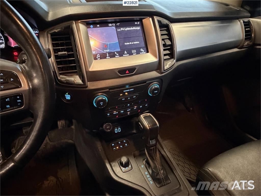 Ford Ranger Limited Double Cab Pickup 4x4 Furgões