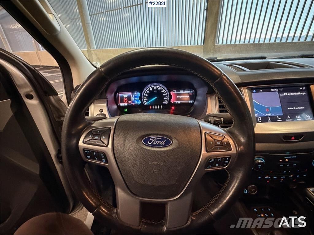 Ford Ranger Limited Double Cab Pickup 4x4 Furgões