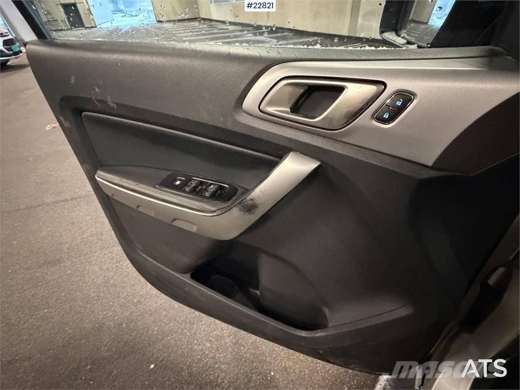 Ford Ranger Limited Double Cab Pickup 4x4 Furgões