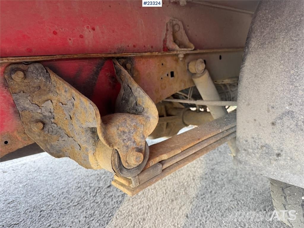 Ford Transit 8-pallet box truck – repair object Preču pārvadāšanas furgoni