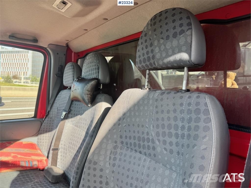 Ford Transit 8-pallet box truck – repair object Preču pārvadāšanas furgoni