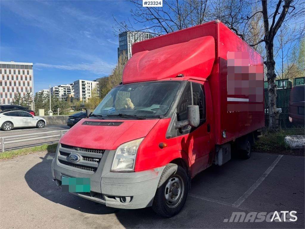 Ford Transit 8-pallet box truck – repair object Preču pārvadāšanas furgoni