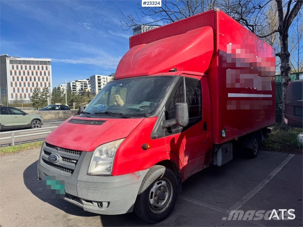 Ford Transit 8-pallet box truck – repair object Preču pārvadāšanas furgoni