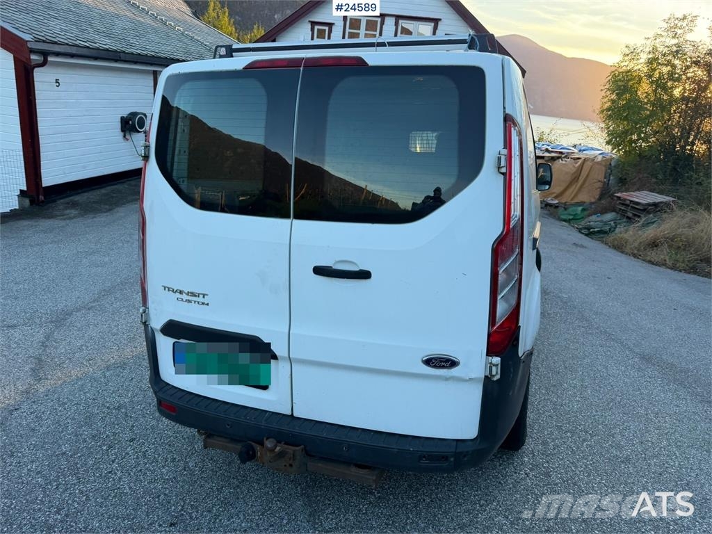 Ford Transit van Панельні фургони
