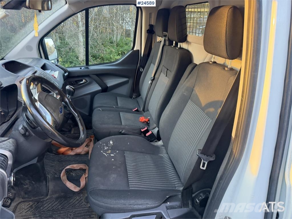 Ford Transit van Панельні фургони