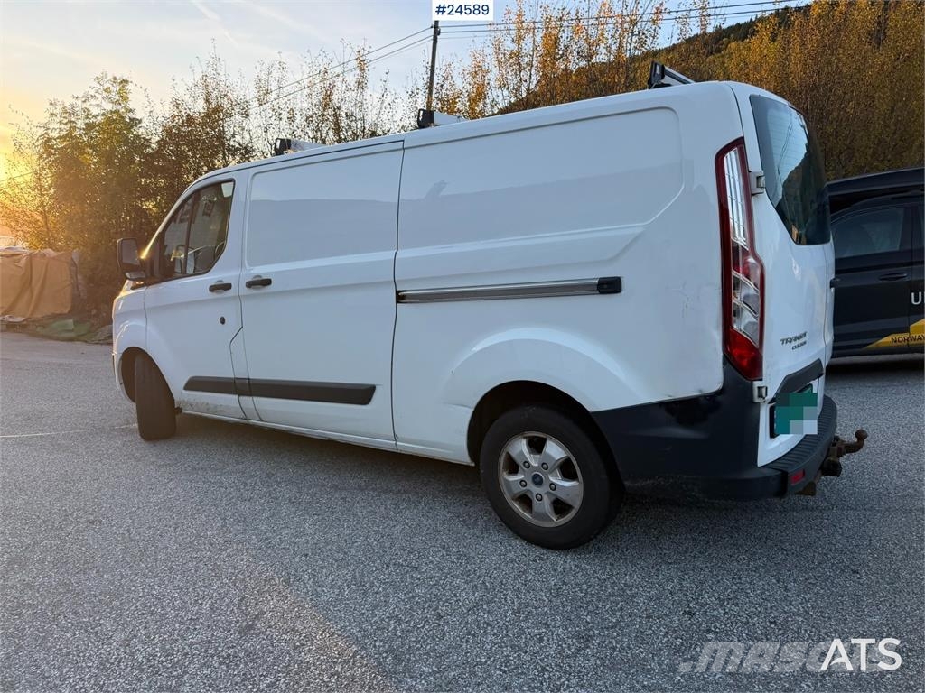 Ford Transit van Панельні фургони