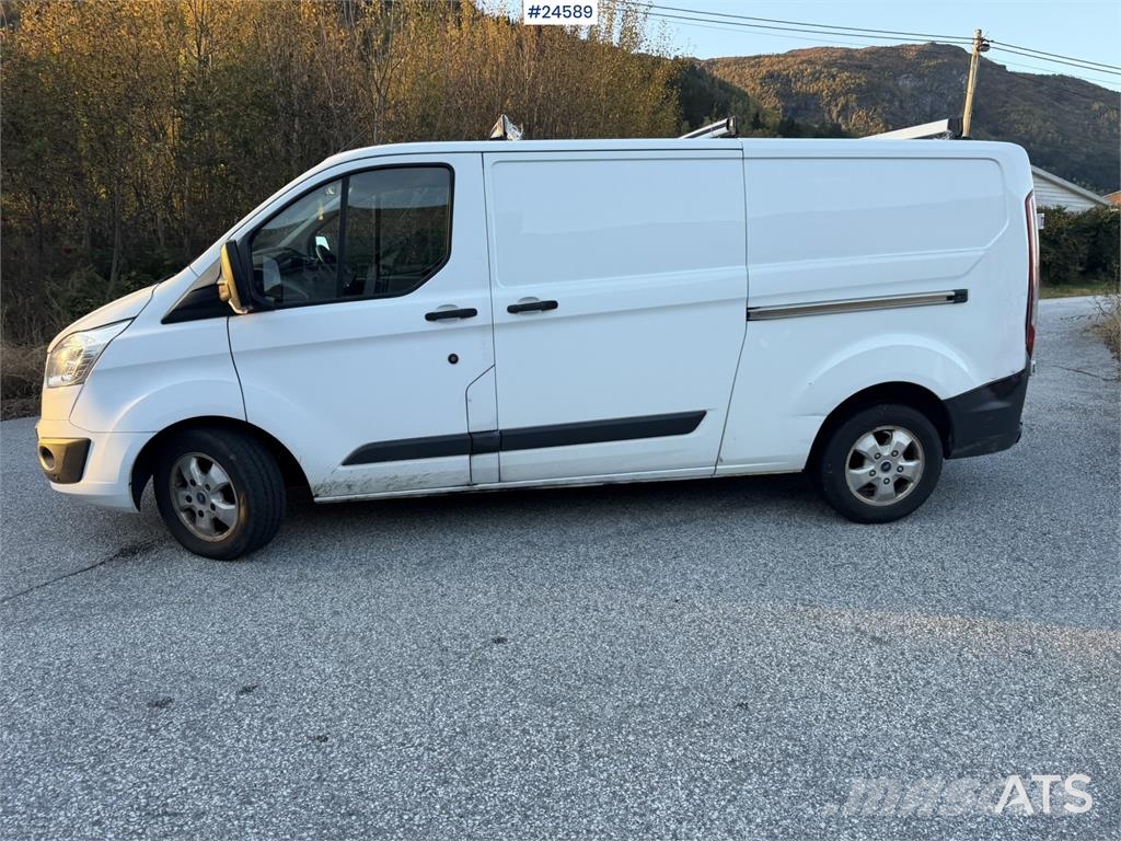 Ford Transit van Панельні фургони