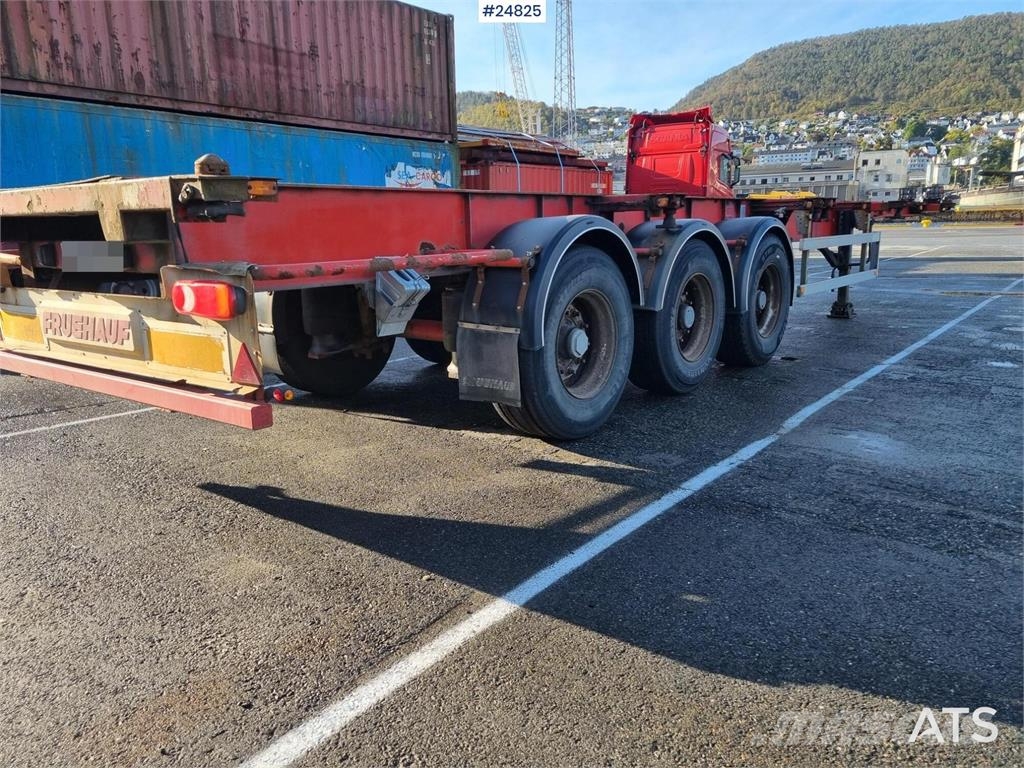 Fruehauf Container chassis for 20- and 40-Foot Containers Rimorchi portacontainer