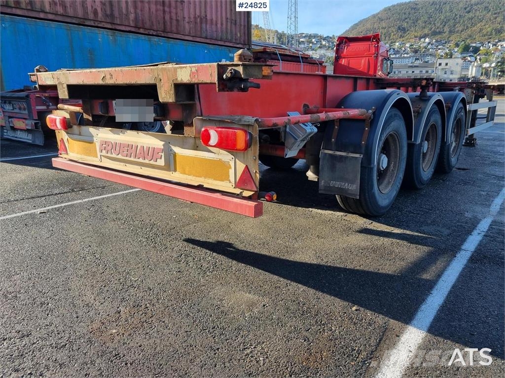 Fruehauf Container chassis for 20- and 40-Foot Containers Rimorchi portacontainer