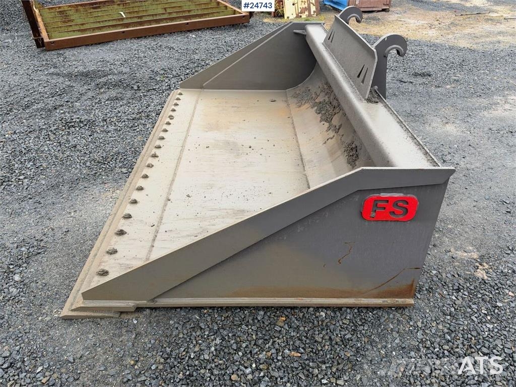 FS Grading bucket Kaušai
