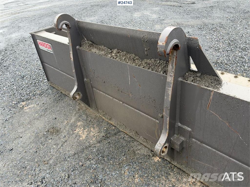 FS Grading bucket Kaušai